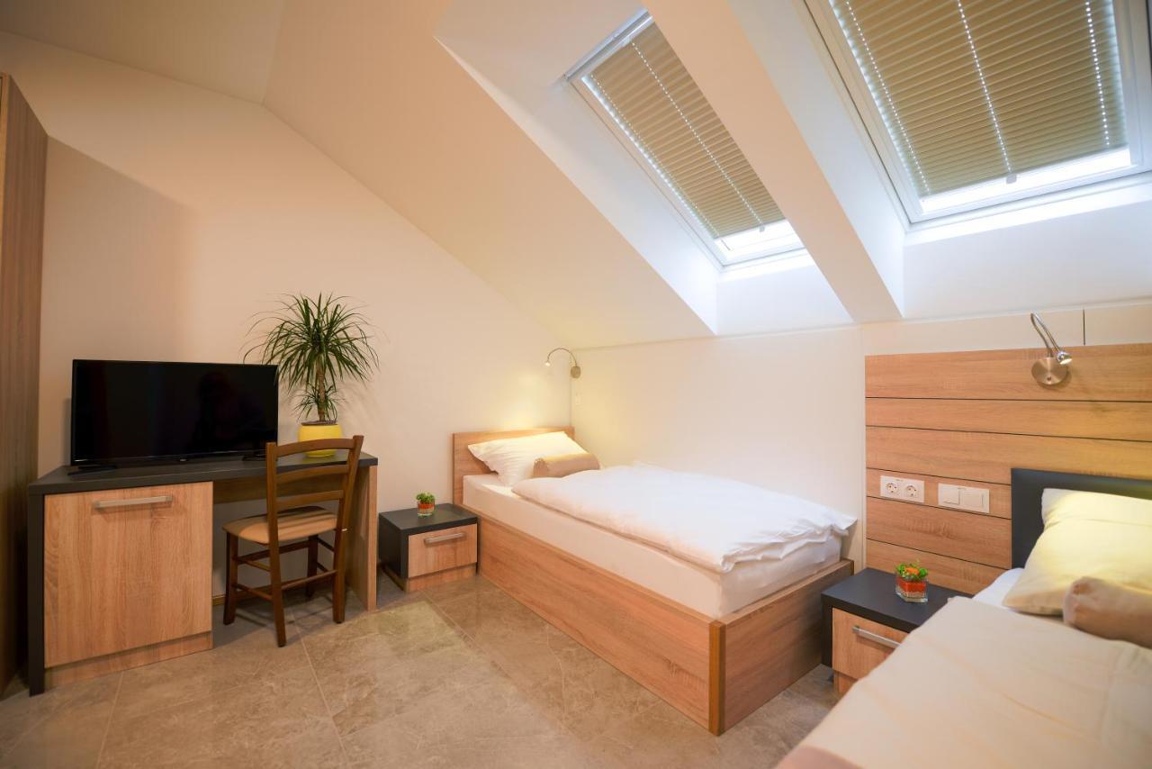 Hotel Baron Smlednik Extérieur photo