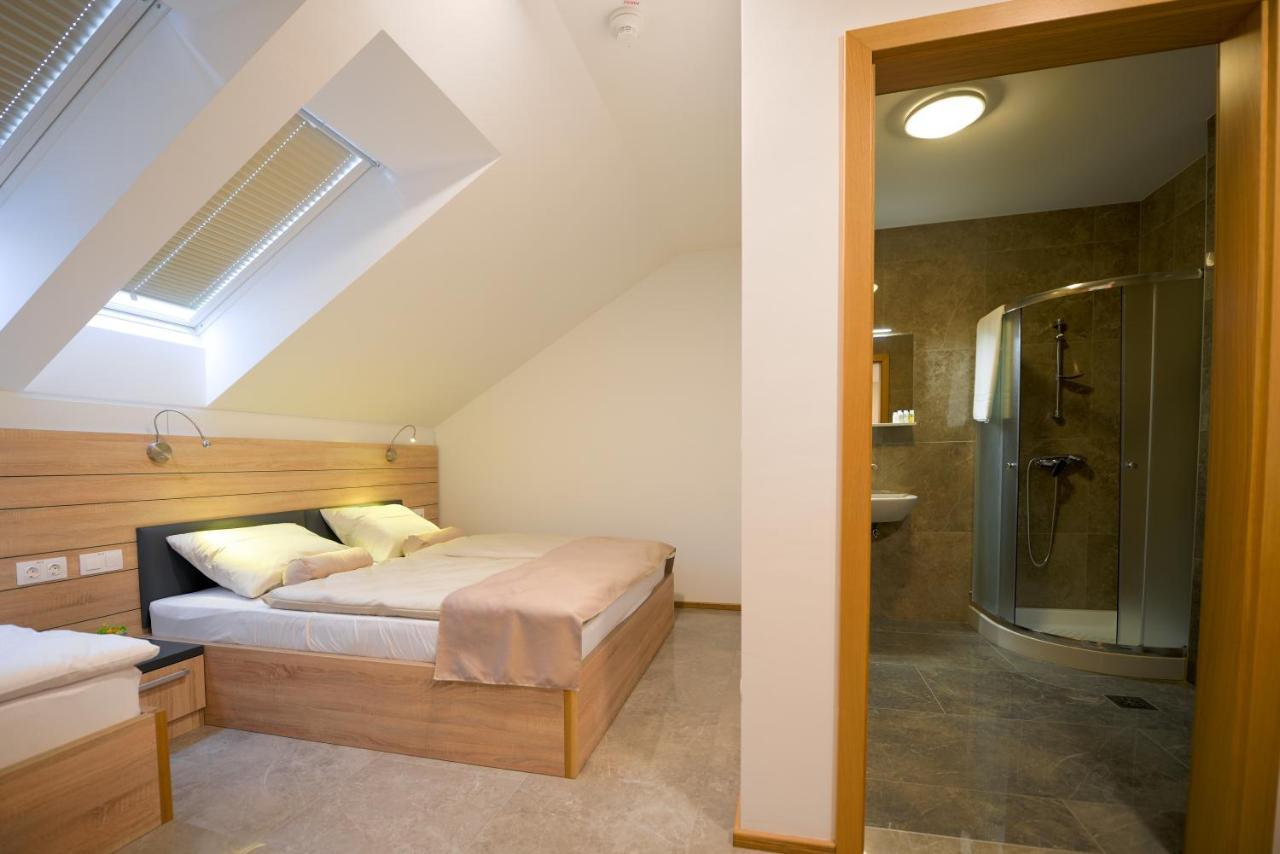 Hotel Baron Smlednik Extérieur photo
